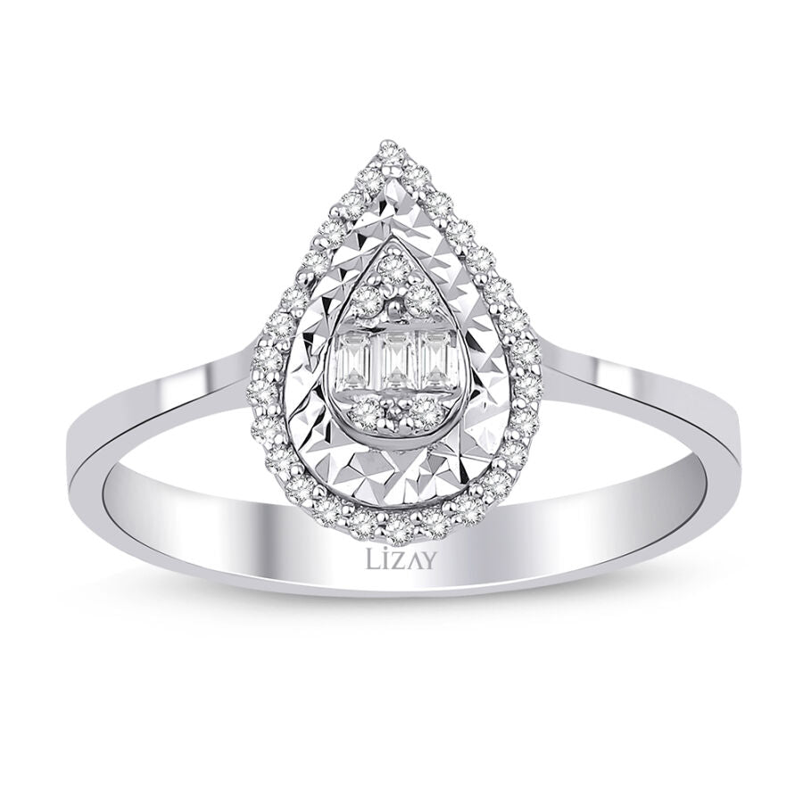 0,11 Carat Diamond Baguette Ring