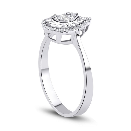0,11 Carat Diamond Baguette Ring