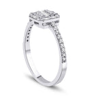 0,28 Carat Diamond Baguette Ring