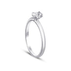 0,20 Carat Diamond Oval Solitaire Engagement Ring