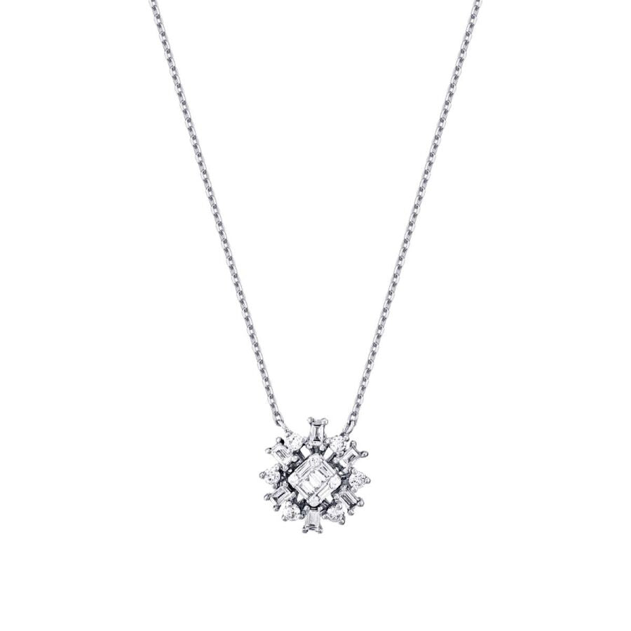 0,37 Carat Diamond Baguette Flower Necklace