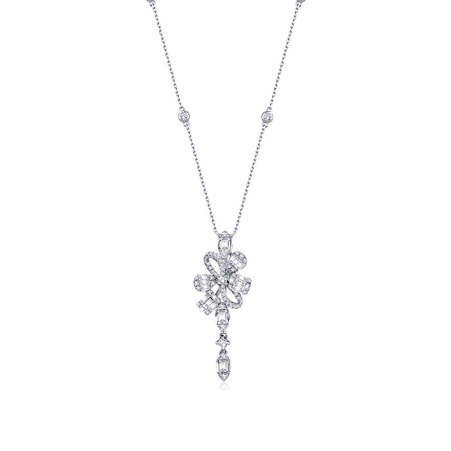 0,94 Carat Diamond Baguette Necklace