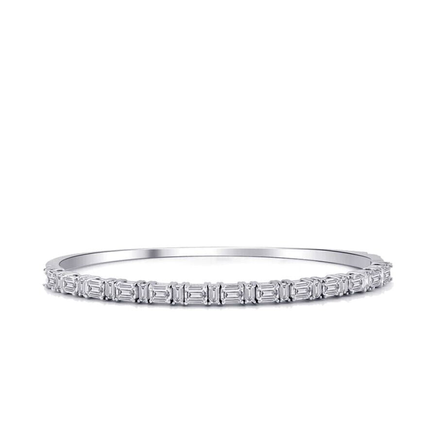 3,06 Carat Diamond Baguette Bangle