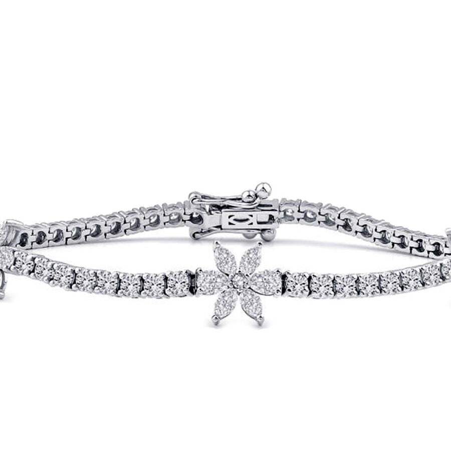 3,69 Carat Diamond Flower Bracelet