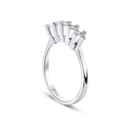 0,40 Carat Diamond Five-Stone Ring