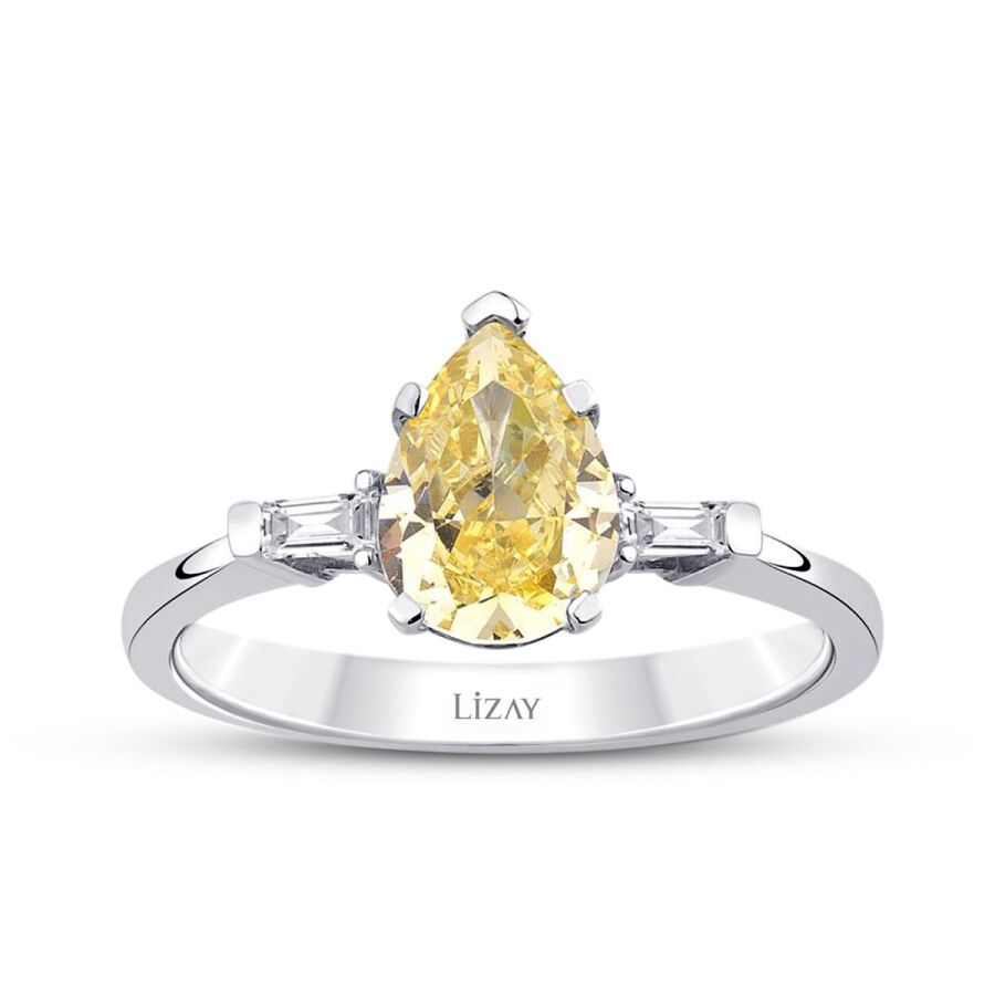 2,66 Carat Diamond Fancy Ring