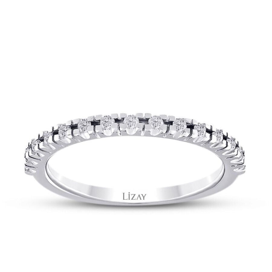 0,15 Carat Diamond Half-Eternity Ring