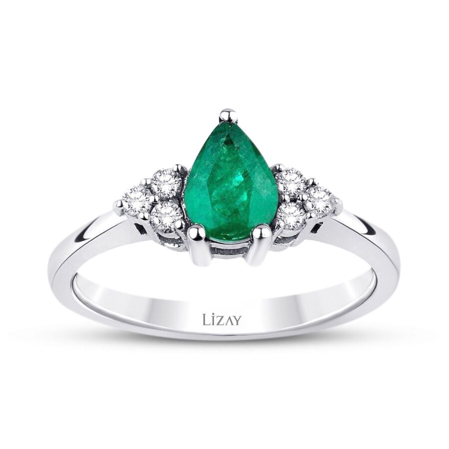 0,75 Carat Diamond Emerald Ring