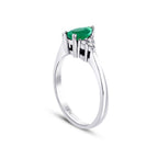 0,75 Carat Diamond Emerald Ring