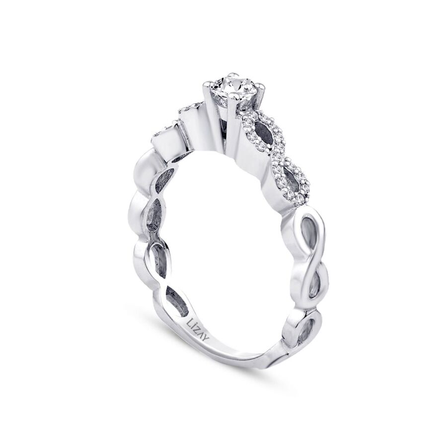 0,43 Carat Diamond Solitaire Engagement Infinity Ring