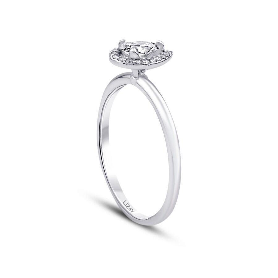 0,29 Carat Diamond Pear Ring