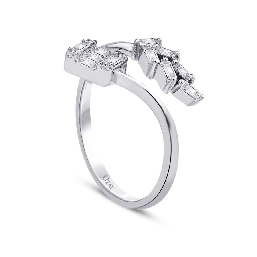 0.29 Carat Diamond Baguette Trend Ring