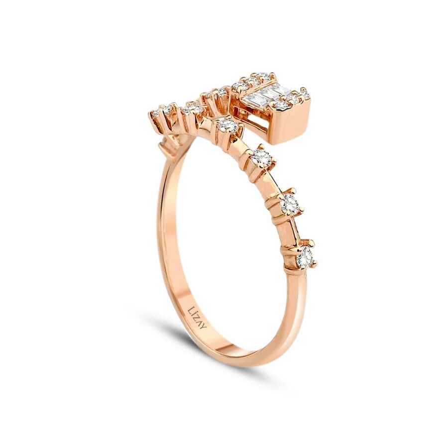 0,24 Carat Diamond Rose Gold Baguette Ring