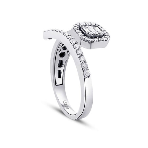 0,58 Carat Diamond Baguette Ring