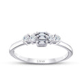 0,21 Carat Diamond Baguette Ring