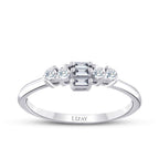 0,21 Carat Diamond Baguette Ring