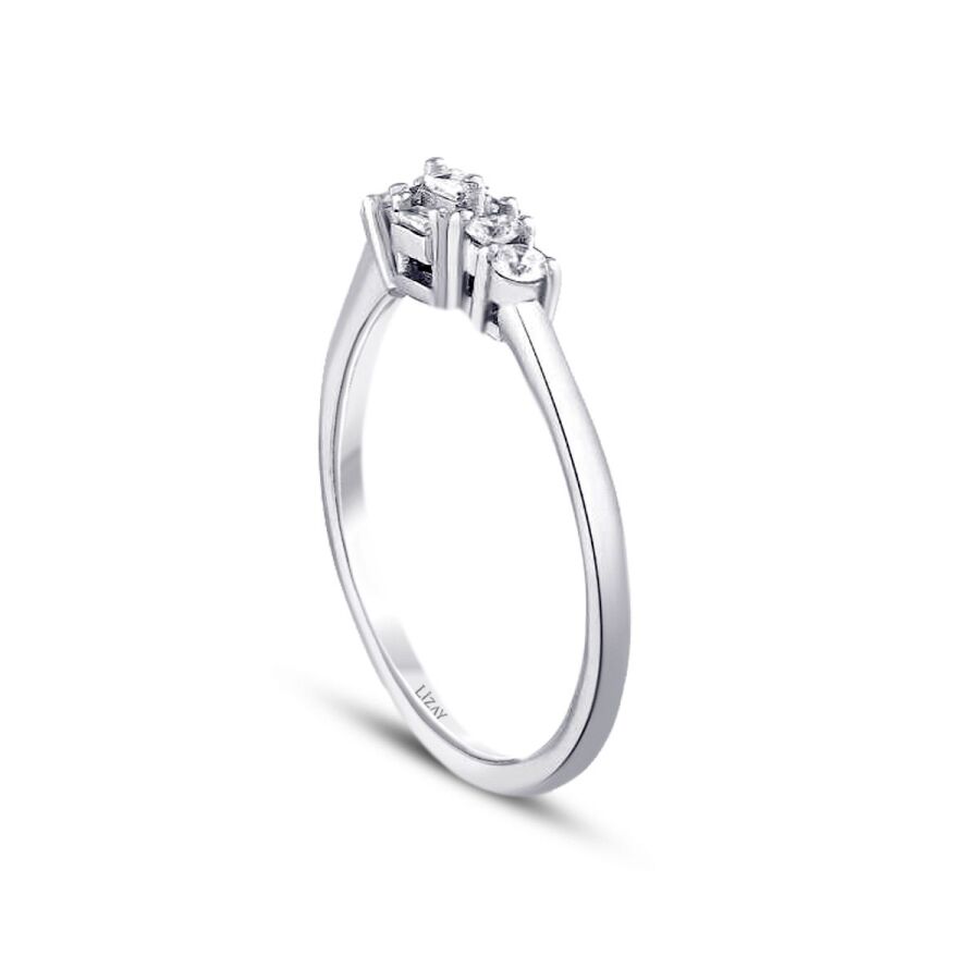 0,21 Carat Diamond Baguette Ring