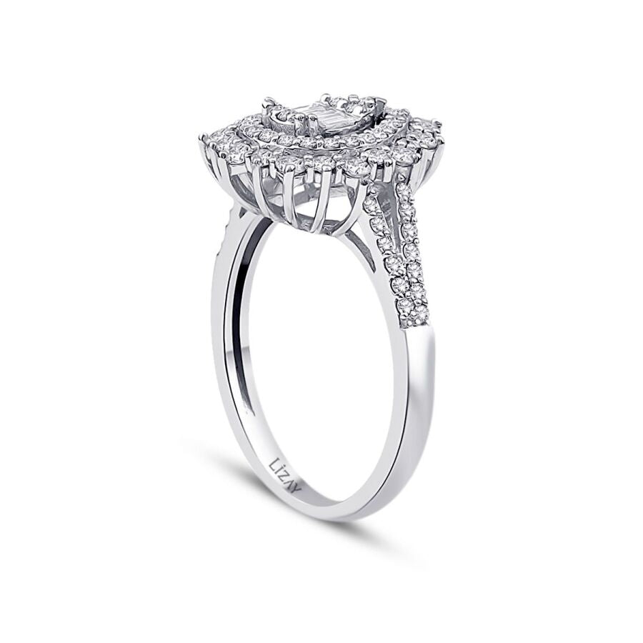 0,67 Carat Diamond Pear Baguette Ring