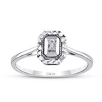 0,04 Carat Diamond Baguette Ring