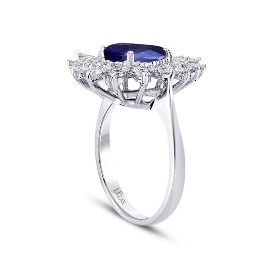 2,03 Carat Diamond Sapphire Ring