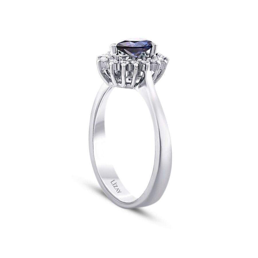 0,64 Carat Diamond Pear Sapphire Ring