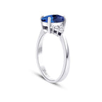 2,27 Carat Diamond Oval Sapphire Ring