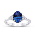2,27 Carat Diamond Oval Sapphire Ring