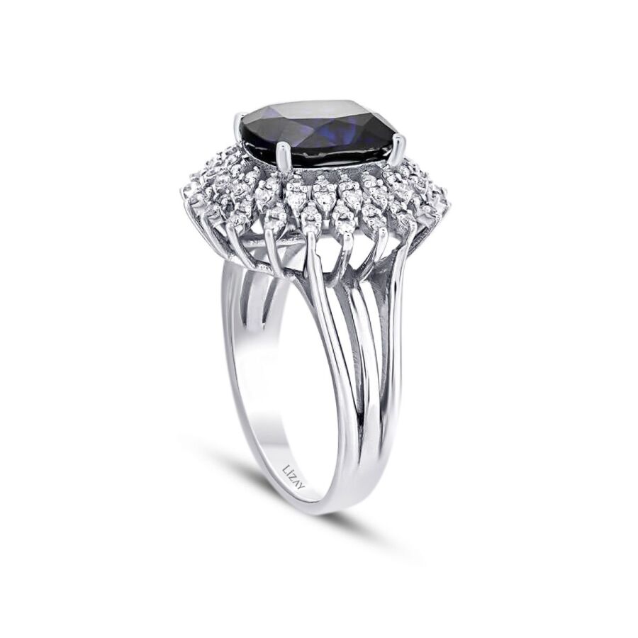 4,76 Carat Diamond Sapphire Ring