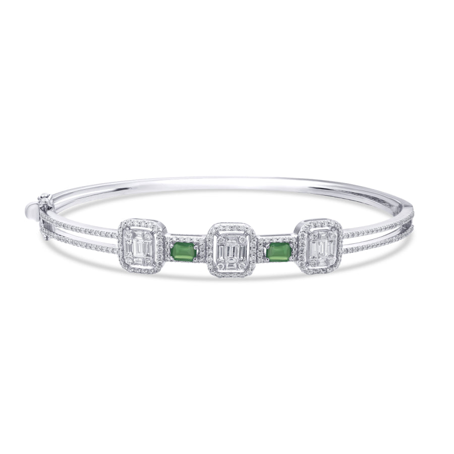 1,68 Carat Diamond Baguette Emerald Bangle