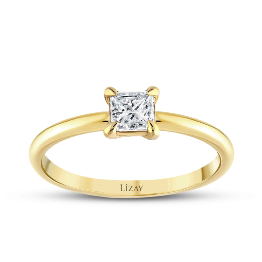 0,50 Carat Diamond Princess Solitaire Engagement Ring