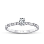 0,31 Carat Diamond Oval Solitaire Engagement Ring