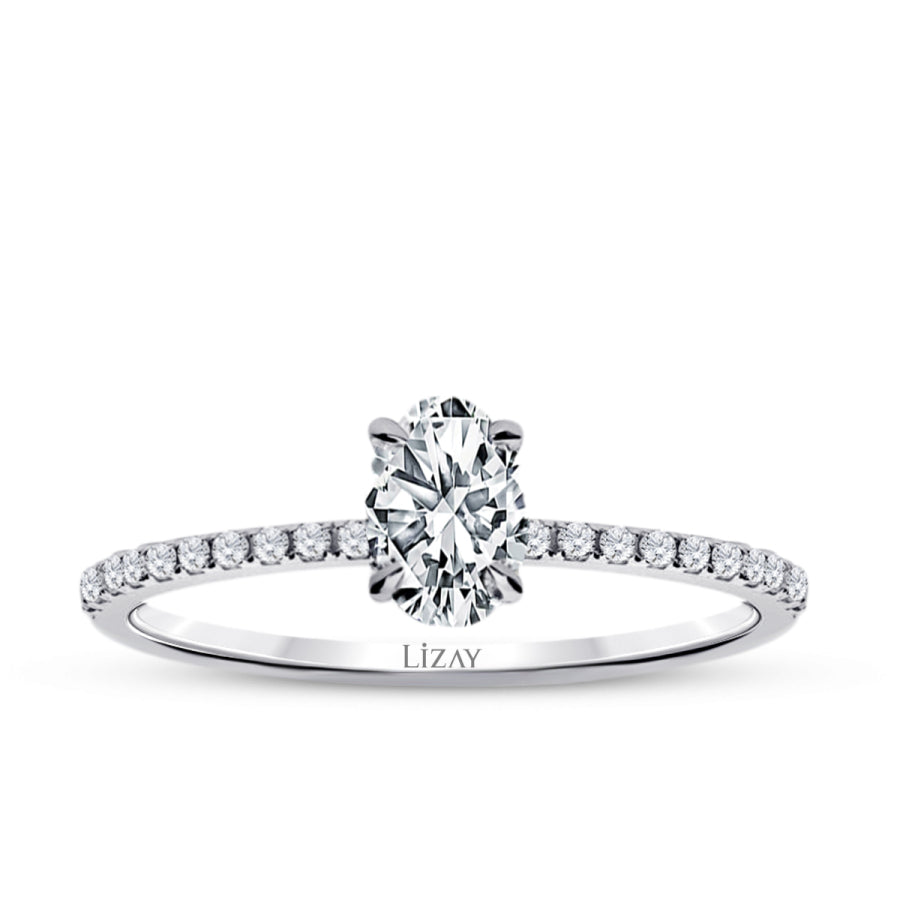 0,58 Carat Diamond Oval Solitaire Engagement Ring