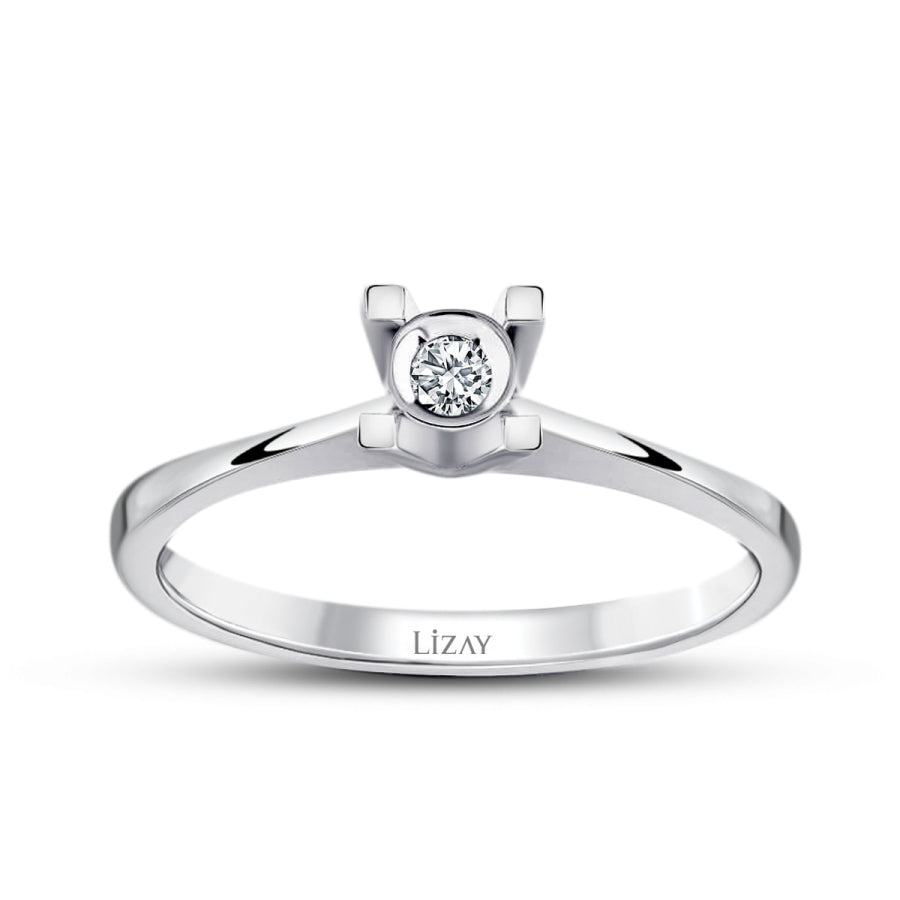 0,04 Carat Diamond Solitaire Engagement Ring
