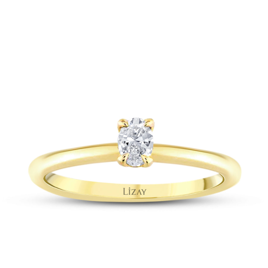 0,30 Carat Diamond Oval Solitaire Engagement Ring