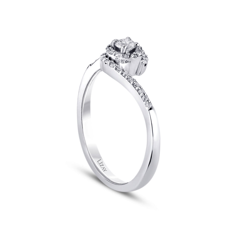 0,29 Carat Diamond Round Solitaire Trend Engagement Ring