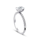 1,15 Carat Diamond Oval Solitaire Engagement Ring