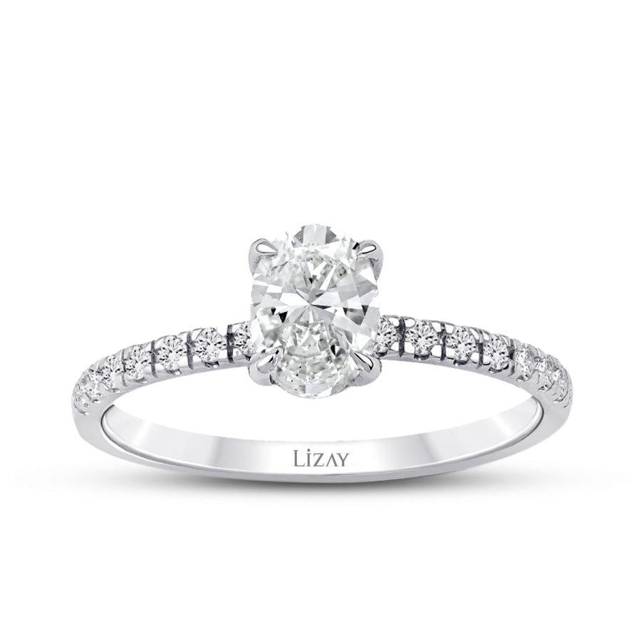 0,85 Carat Diamond Oval Solitaire Engagement Ring