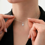 0,09 Carat Diamond-Effect Baguette Necklace