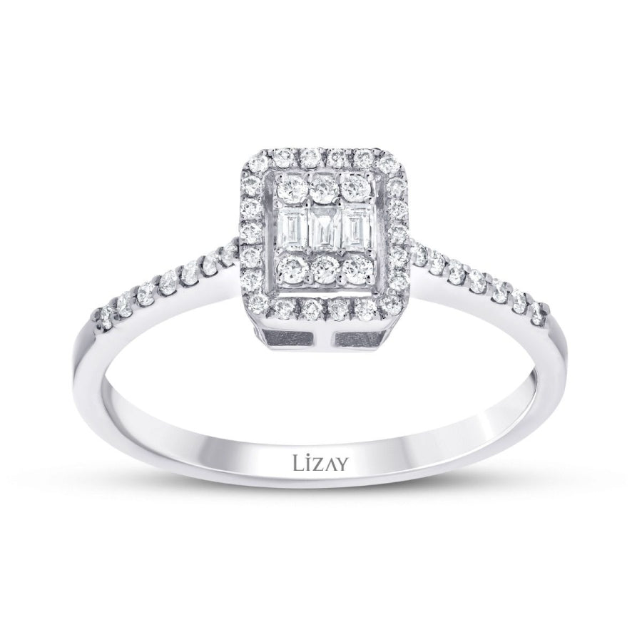 0,21 Carat Diamond Baguette Ring