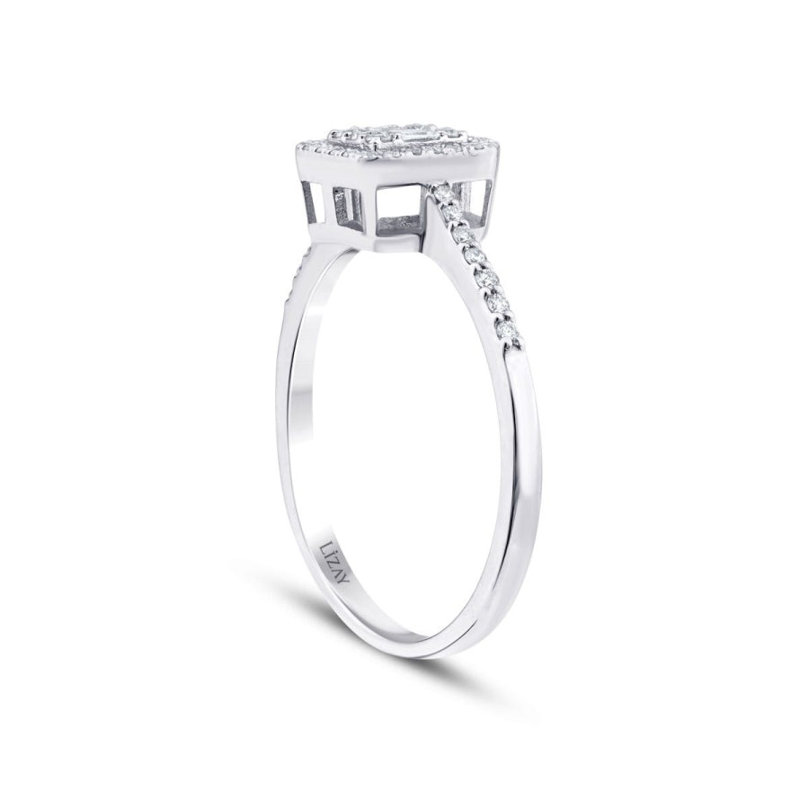 0,21 Carat Diamond Baguette Ring