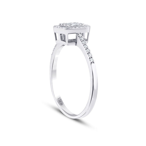 0,21 Carat Diamond Baguette Ring