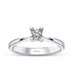 0,15 Carat Diamond Round Solitaire Engagement Ring