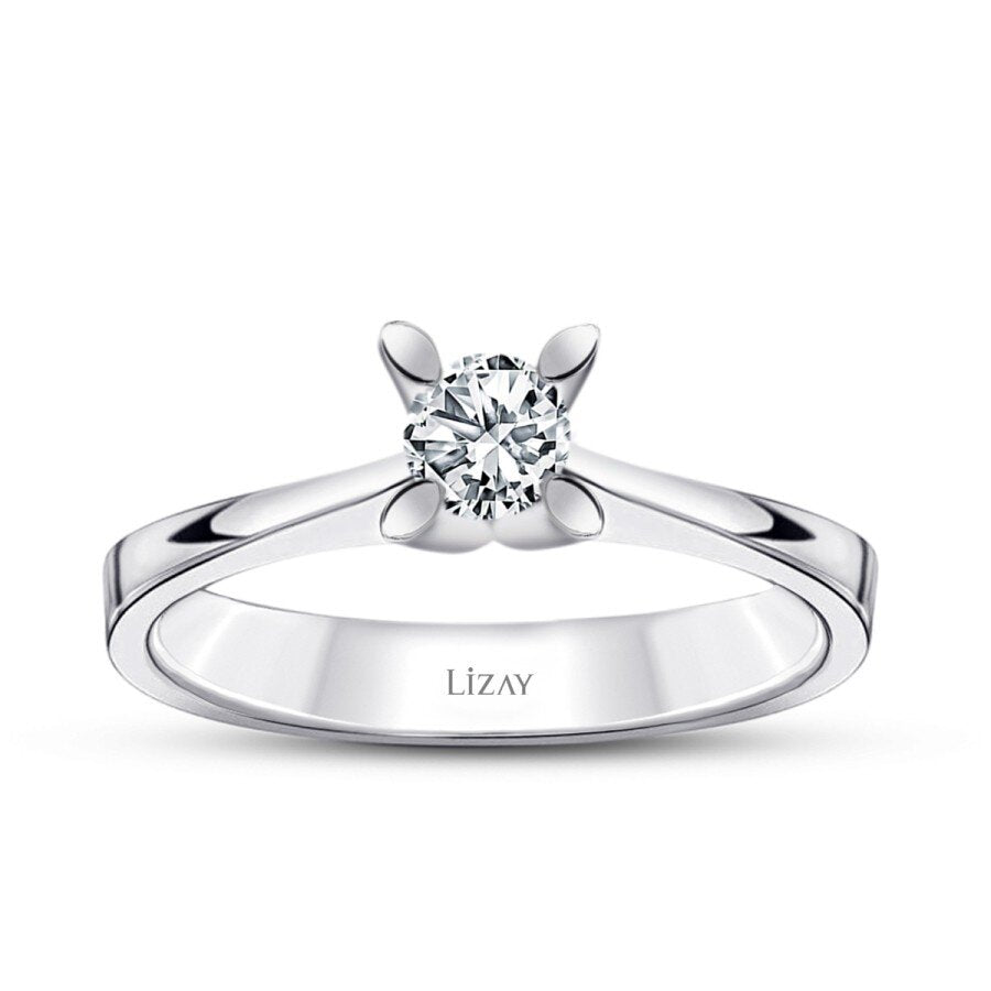 0,15 Carat Diamond Round Solitaire Engagement Ring