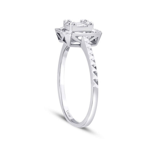 0,12 Carat Diamond Baguette Ring