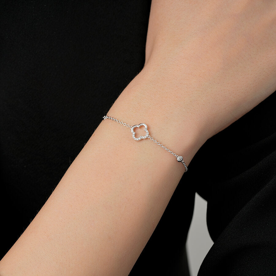 0,12 Carat Diamond Clover Bracelet