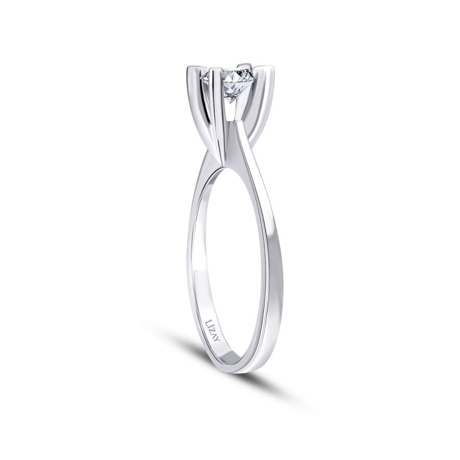 0,50 Carat Diamond Round Solitaire Engagement Ring