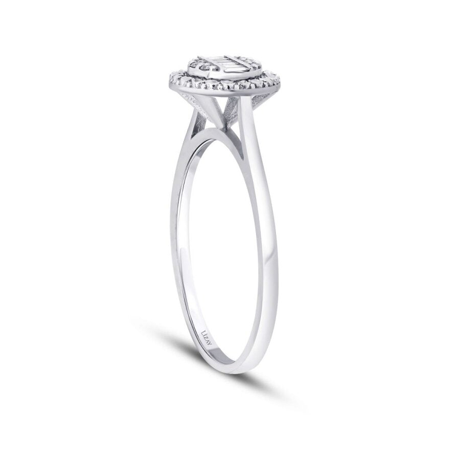 0,11 Carat Diamond Baguette Ring