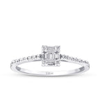 0,21 Carat Diamond Baguette Ring