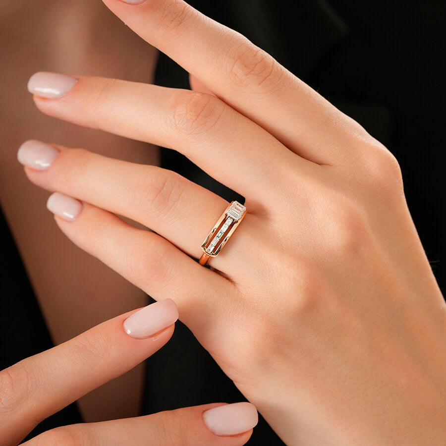 0,37 Carat Diamond Baguette Ring