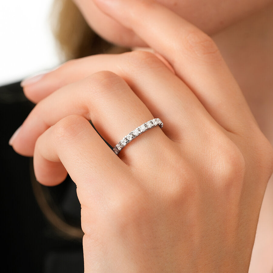0,50 Carat Diamond Half-Eternity Ring
